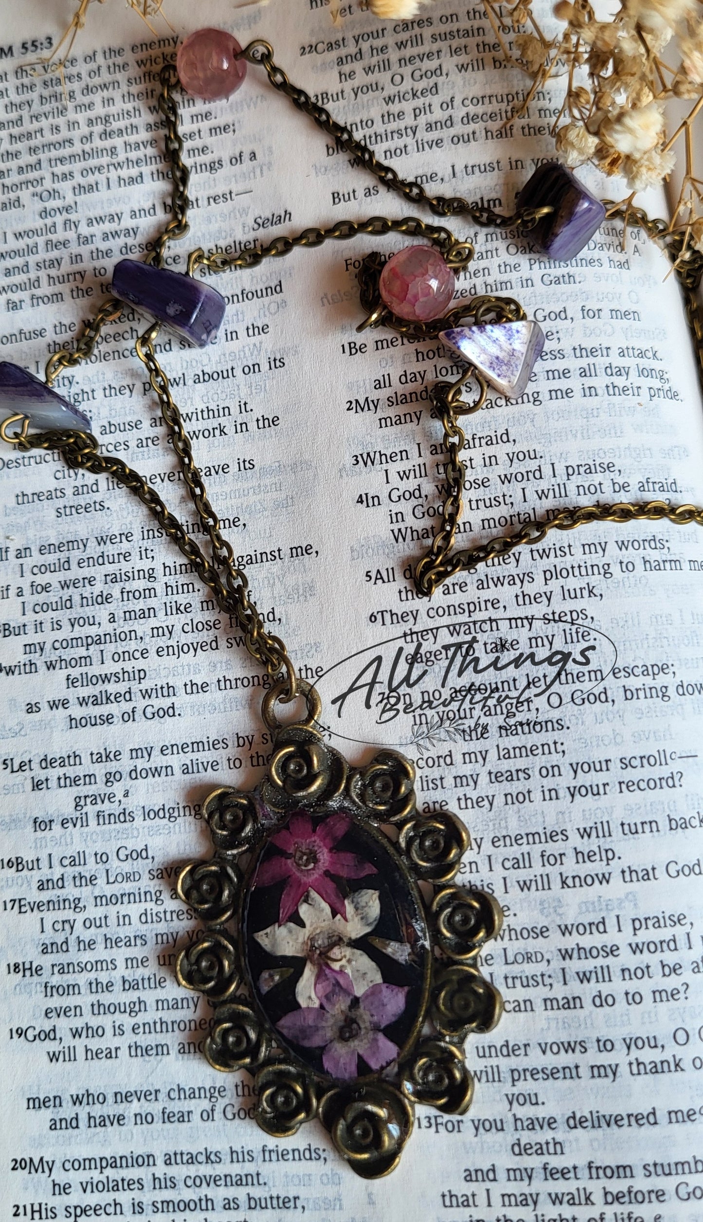 Noctella Pendant