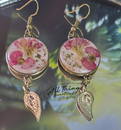 Gilded Mili Blooms