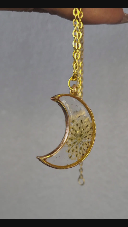 Queen Anne's Lace Moon Chain
